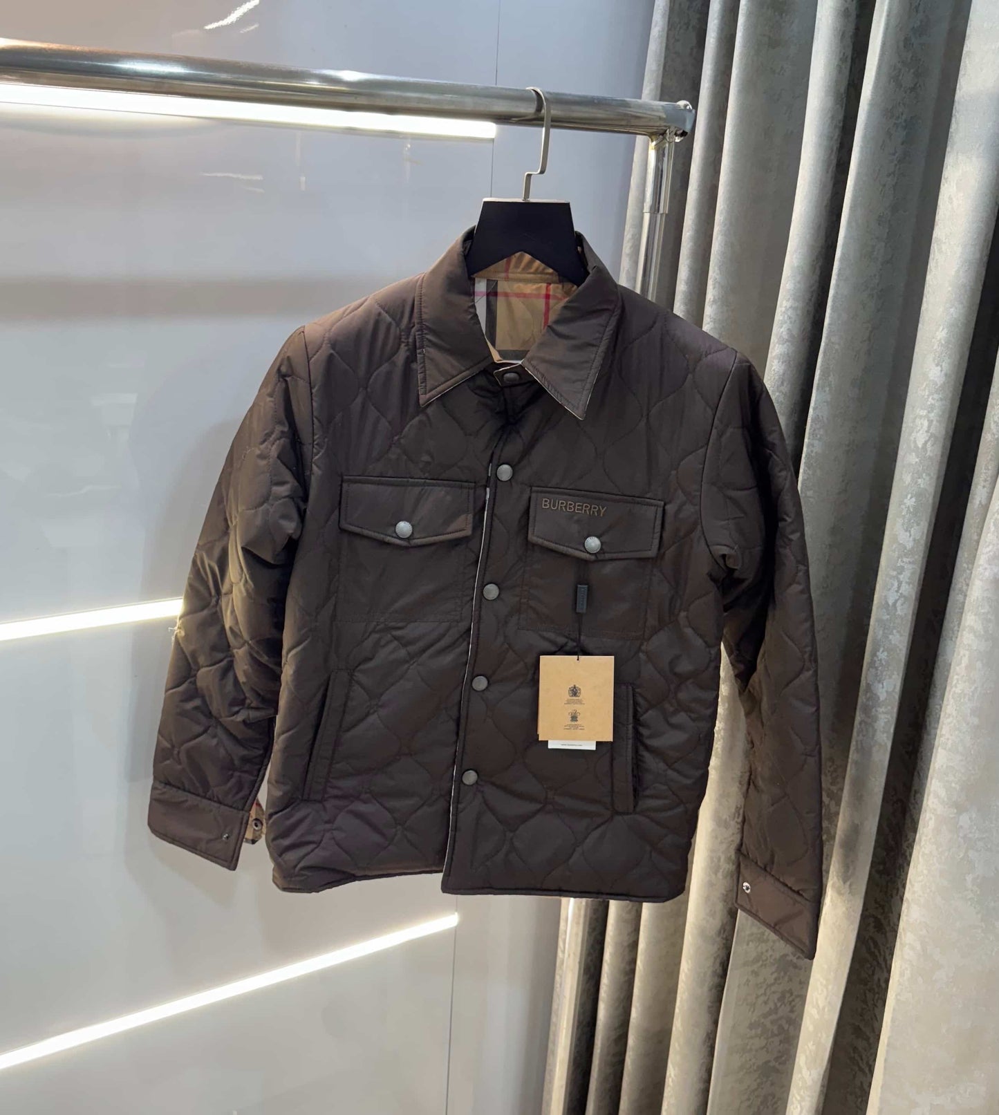 Burberr y Brown Reversible Imported Puffer Jacket 2 in1