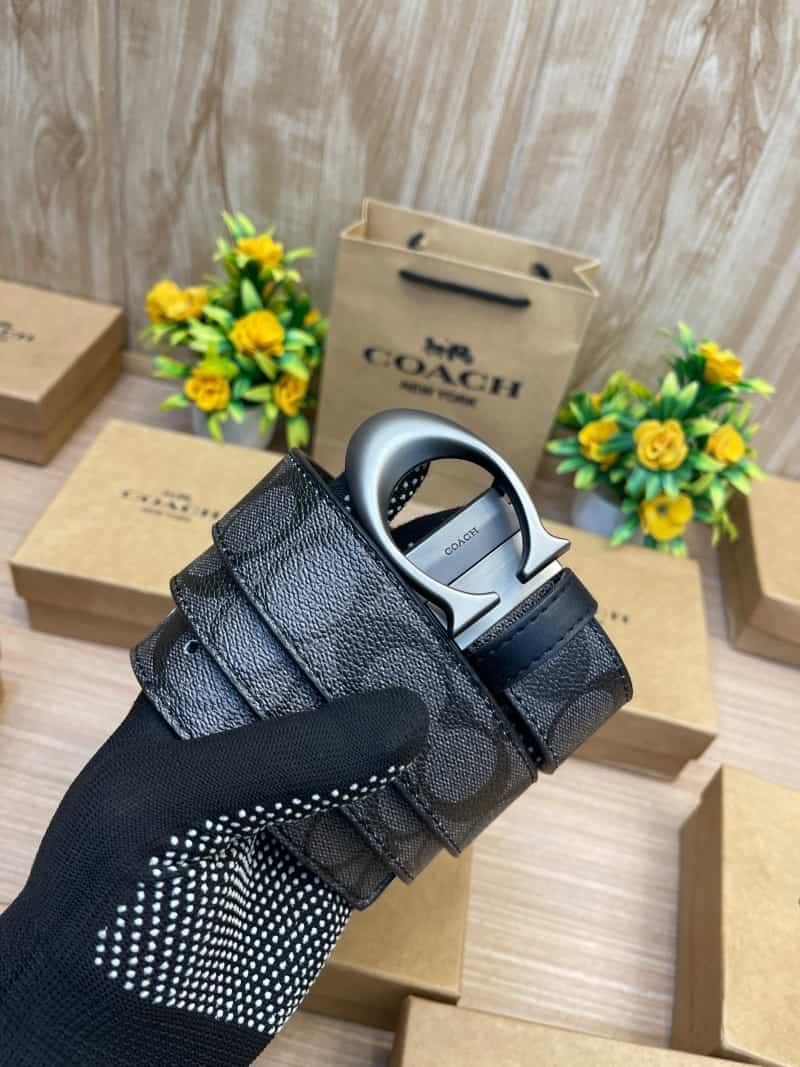 COACH_BELT_C150