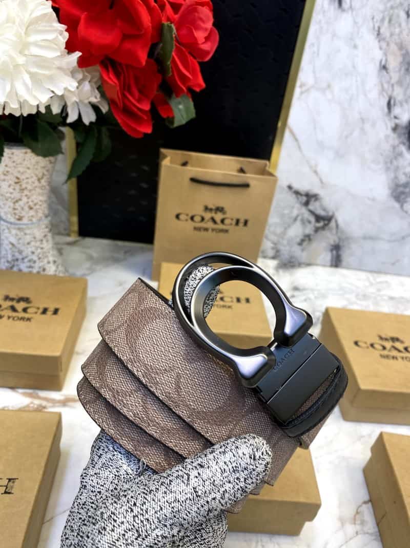 COACH_BELT_C107