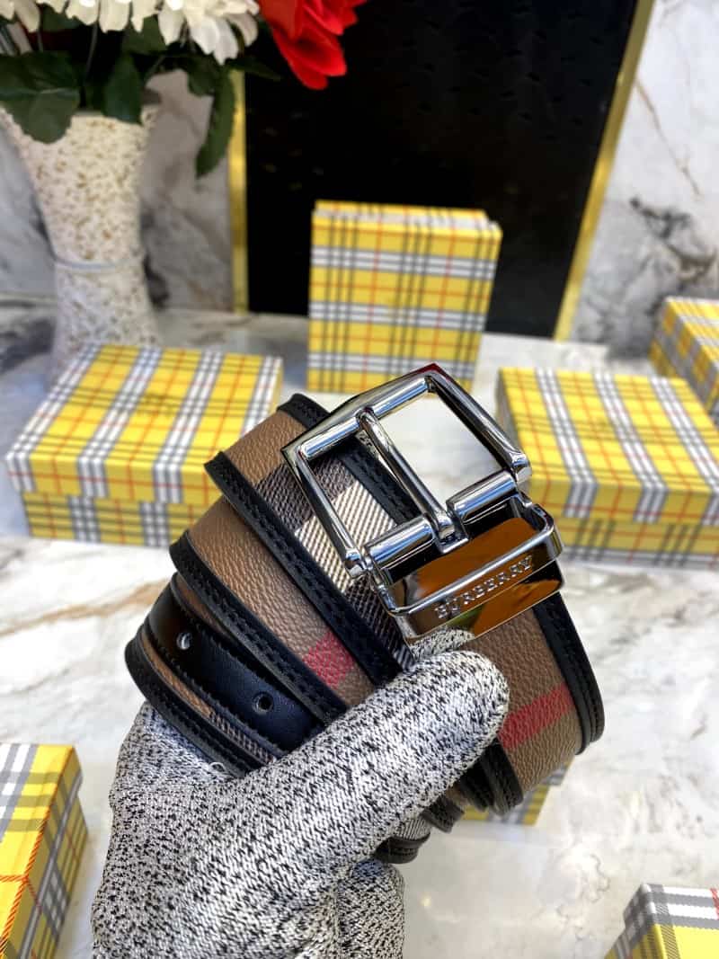 BURBERRY_BELT_B105