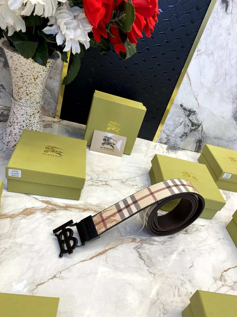 BURBERRY_BELT_B86