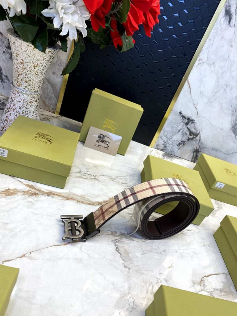 BURBERRY_BELT_B85