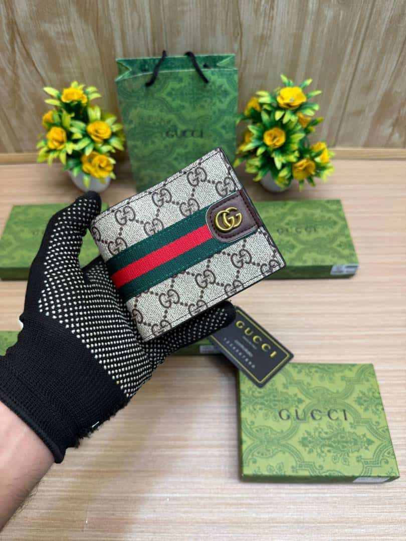 GUCCI_WALLET_V842