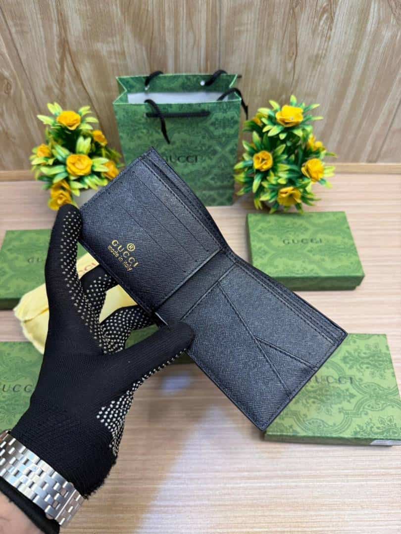 GUCCI_WALLET_V840