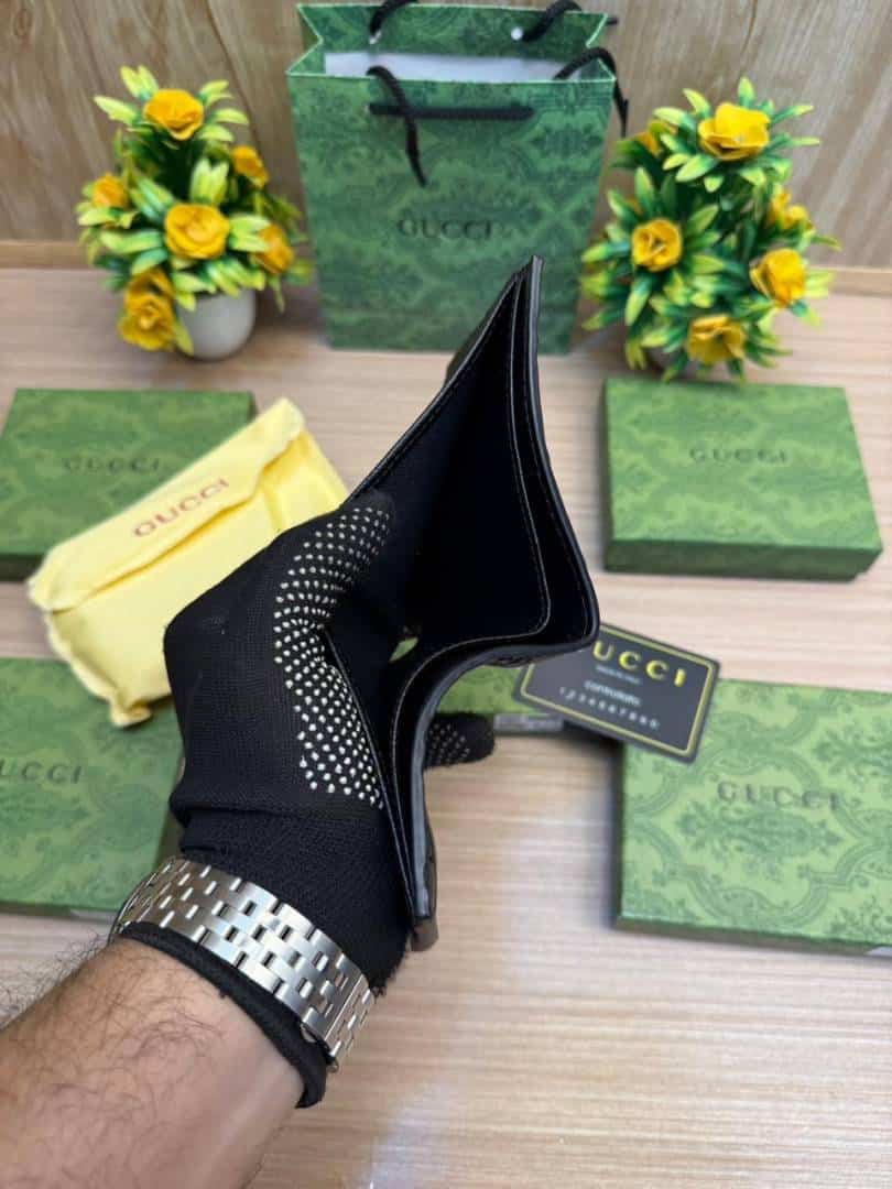 GUCCI_WALLET_V840