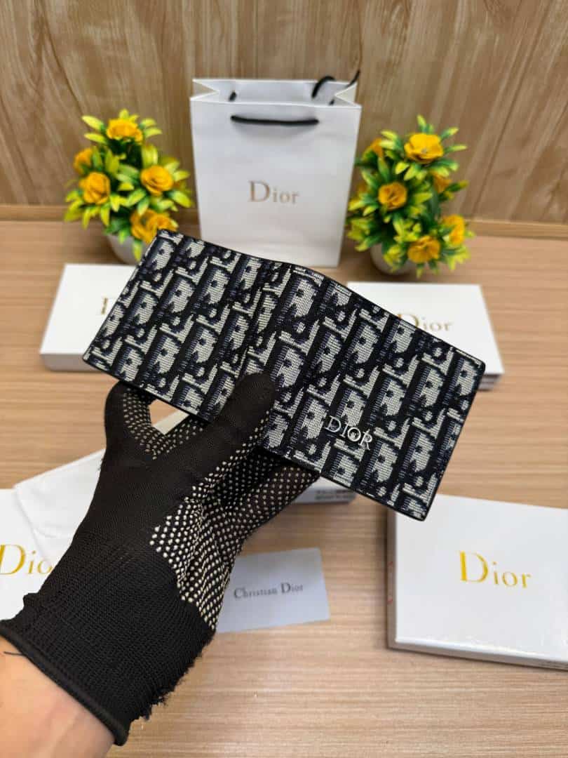 DIOR_WALLET_V836