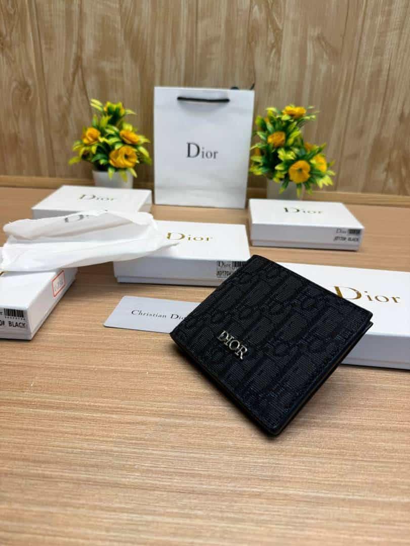 DIOR_WALLET_V835