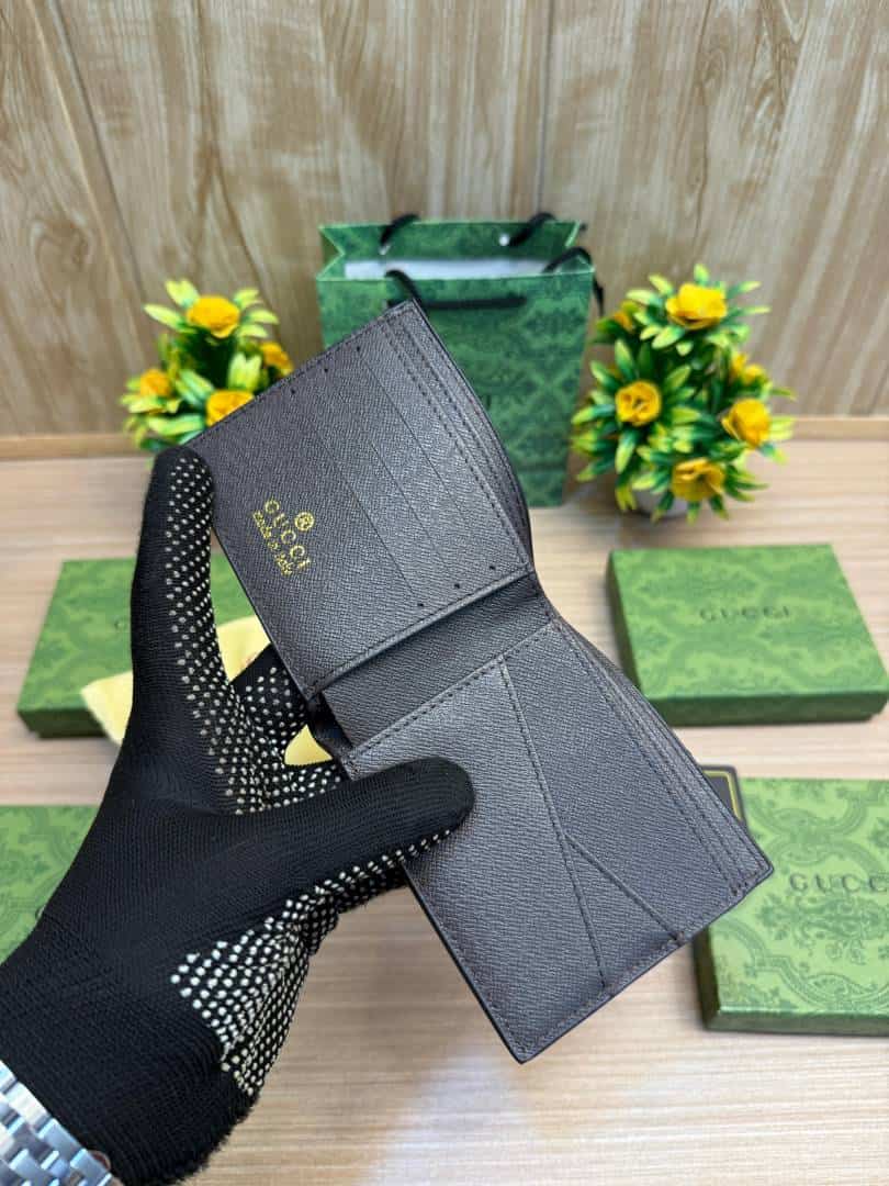 GUCCI_WALLET_V832