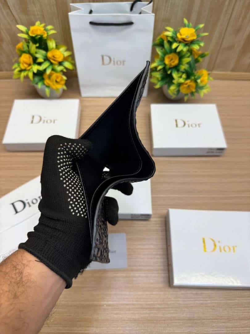DIOR_WALLET_V820