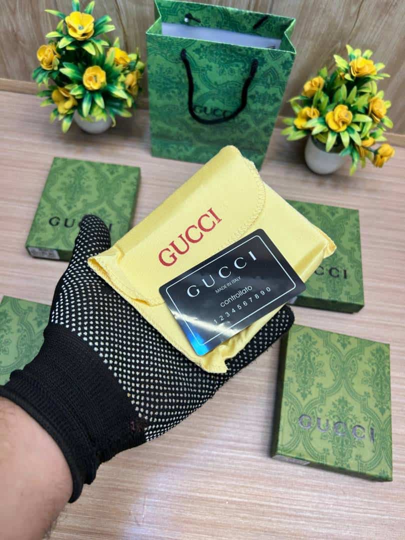 GUCCI_WALLET_V812