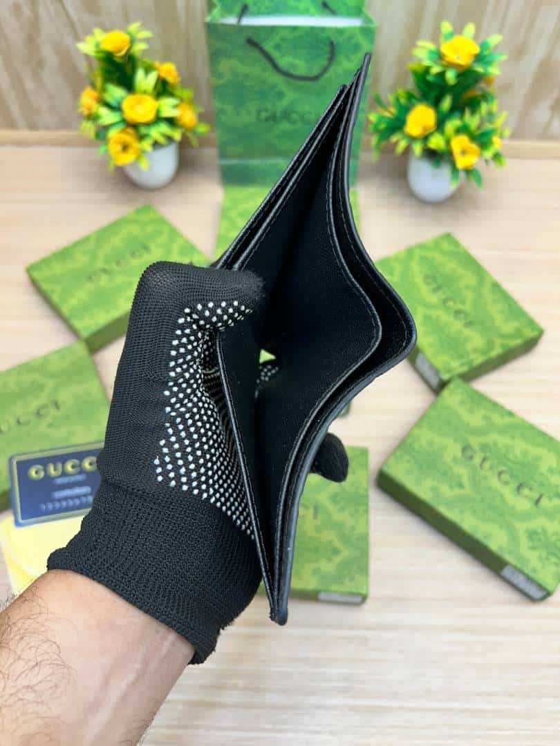 GUCCI_WALLET_V811