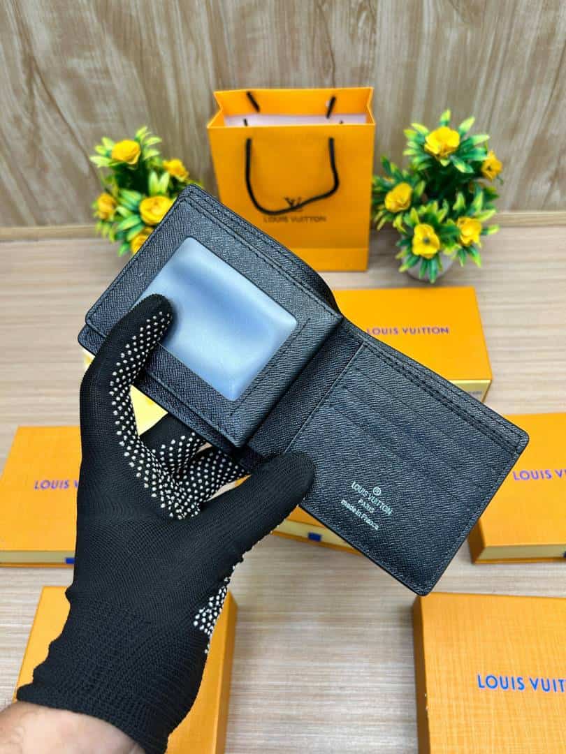 LOUIS_VUITTON_WALLET_V802