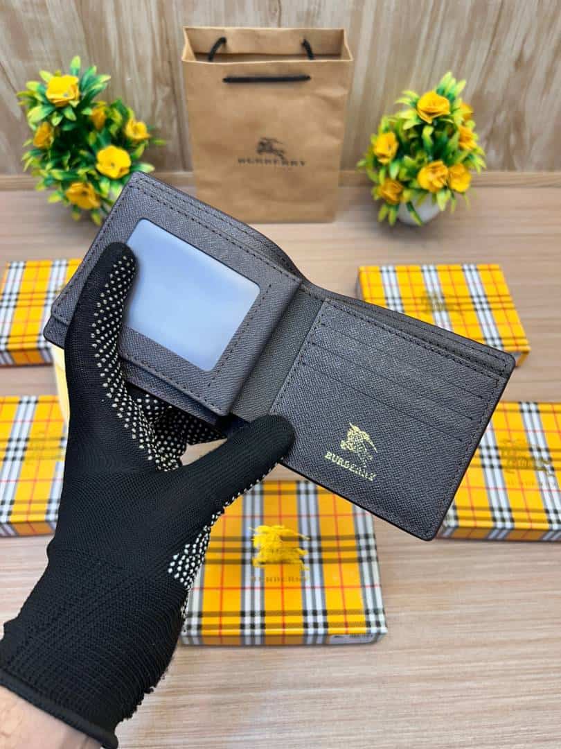 BURBERRY_WALLET_V780