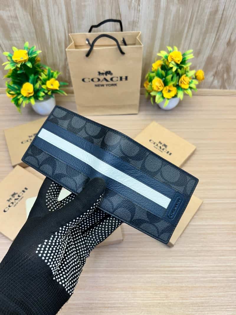 COACH_WALLET_V763