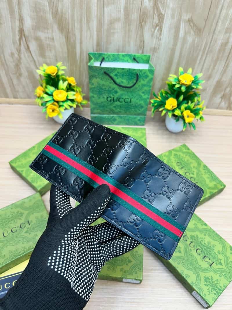 GUCCI_WALLET_V745