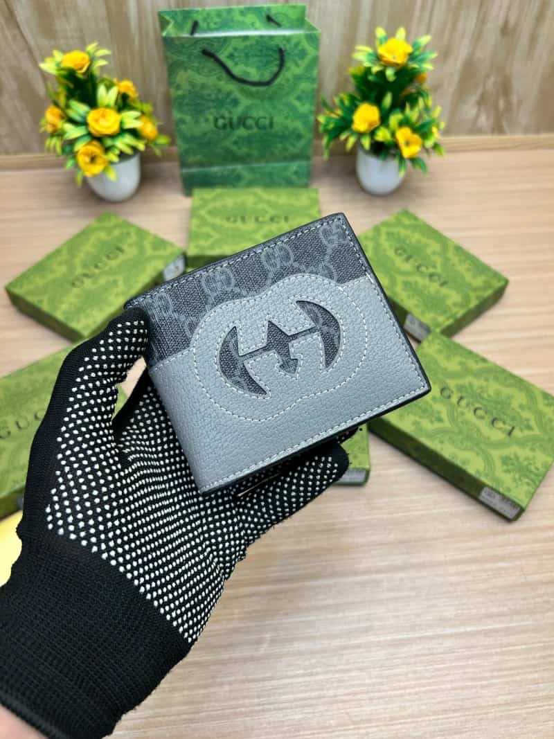 GUCCI_WALLET_V739