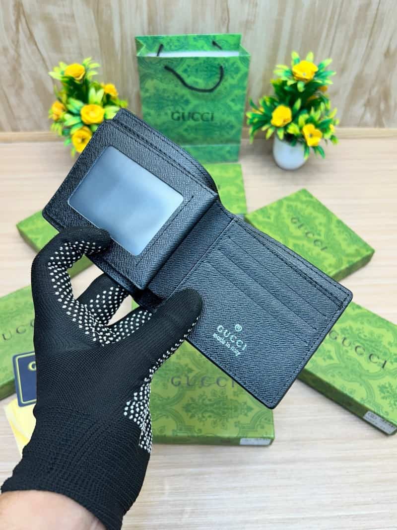 GUCCI_WALLET_V732