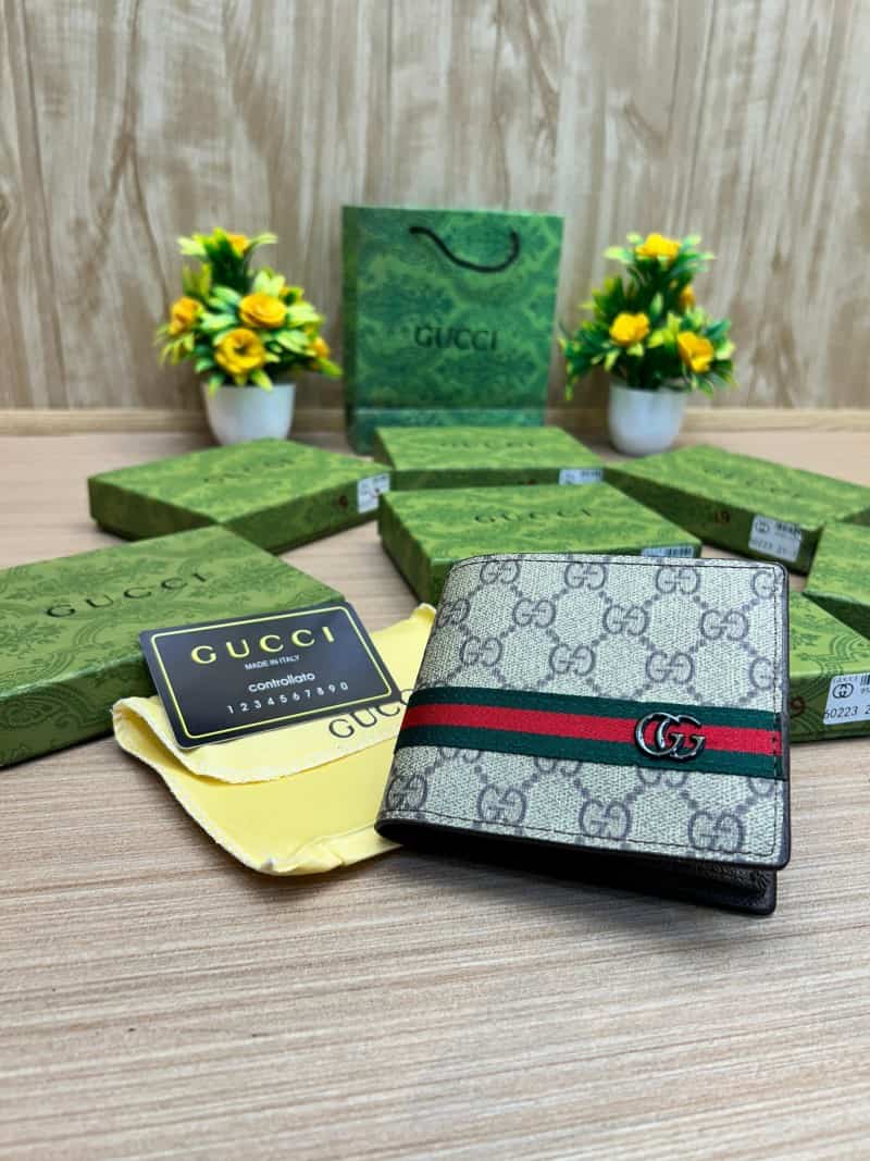 GUCCI_WALLET_V730