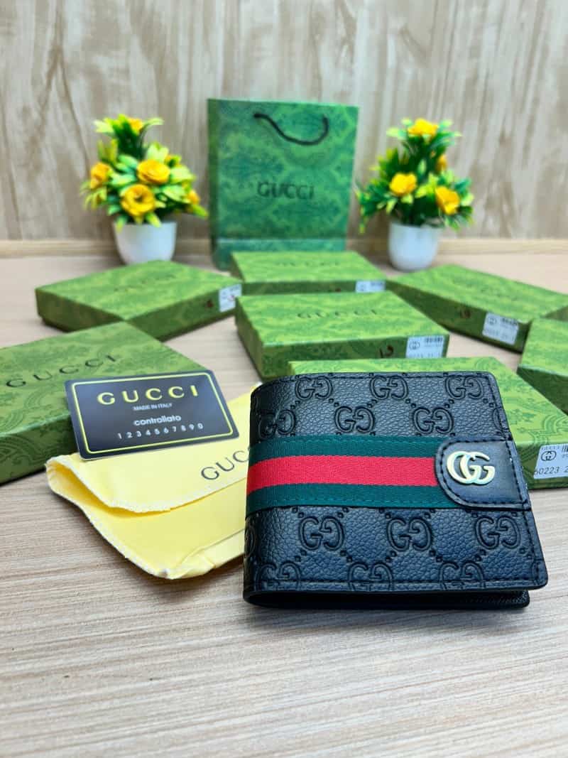 GUCCI_WALLET_V725