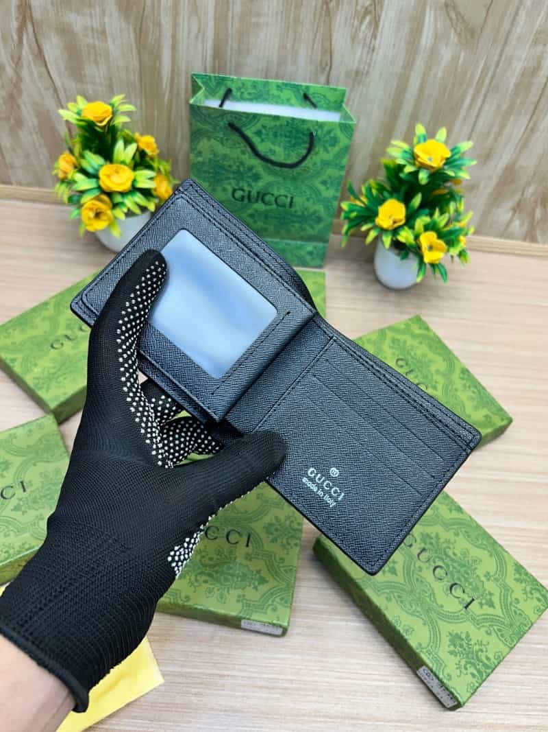 GUCCI_WALLET_V723