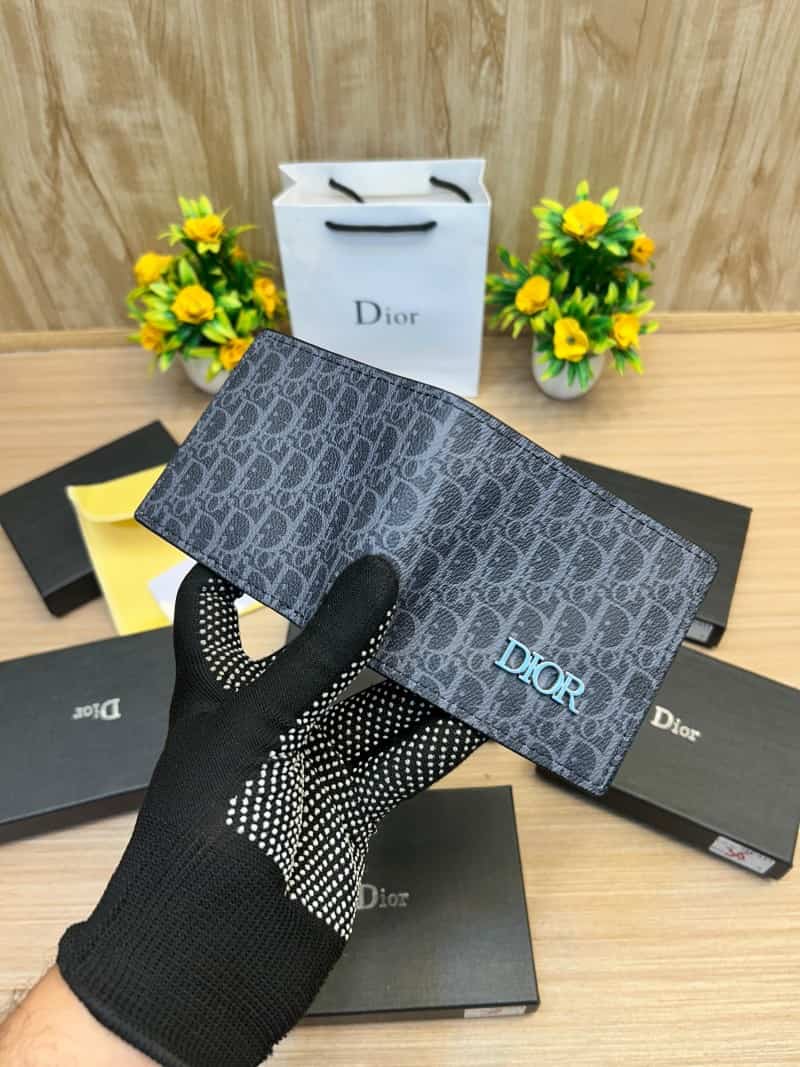 DIOR_WALLET_V718