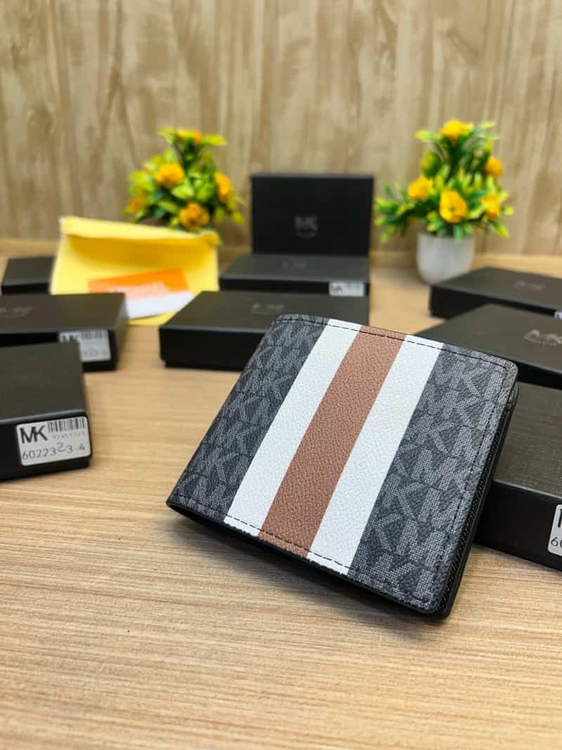 MICHAEL_KORS_Wallet_701