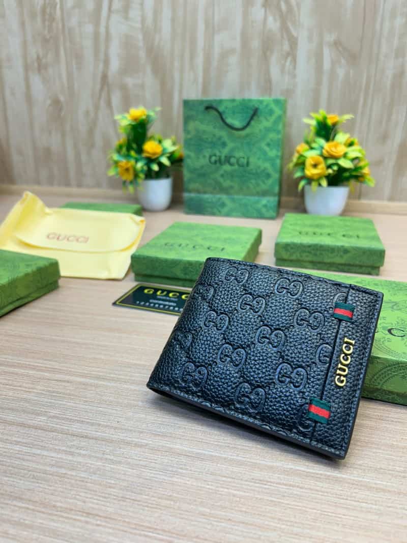 GUCCI_WALLET_V695