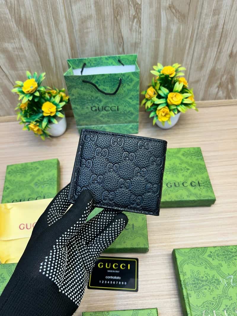 GUCCI_WALLET_V695