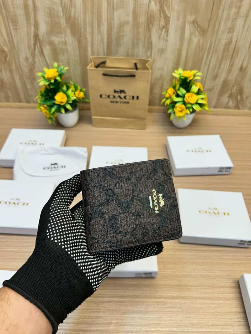 COACH_WALLET_V692