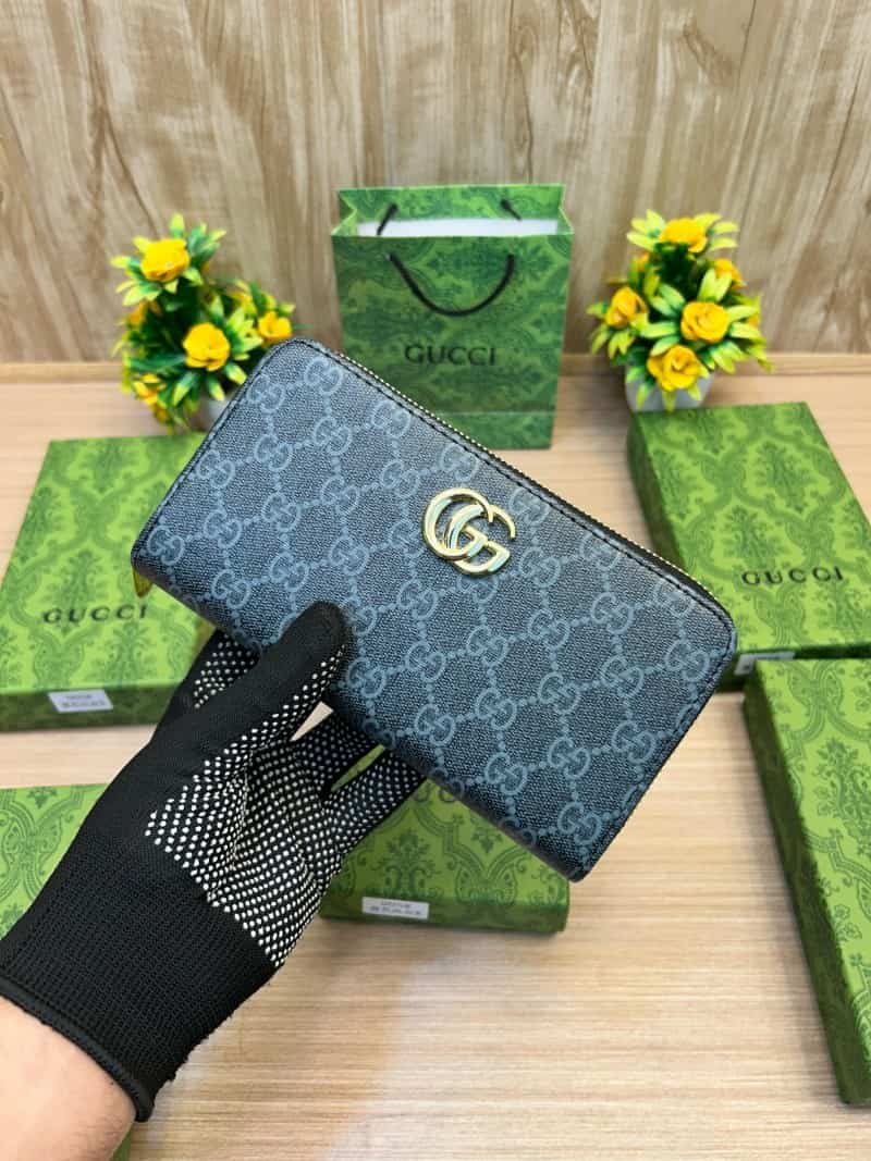 GUCCI_LONG_WALLET_V689