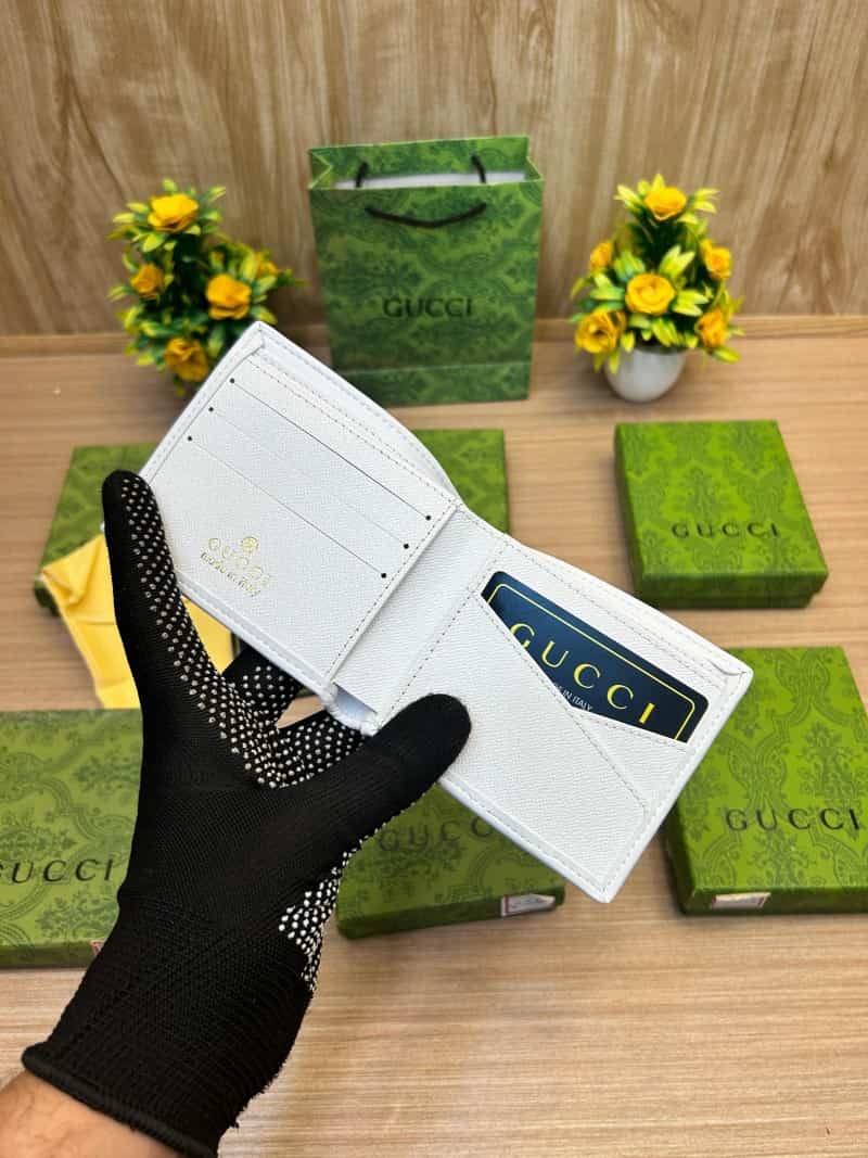 GUCCI_WALLET_V677