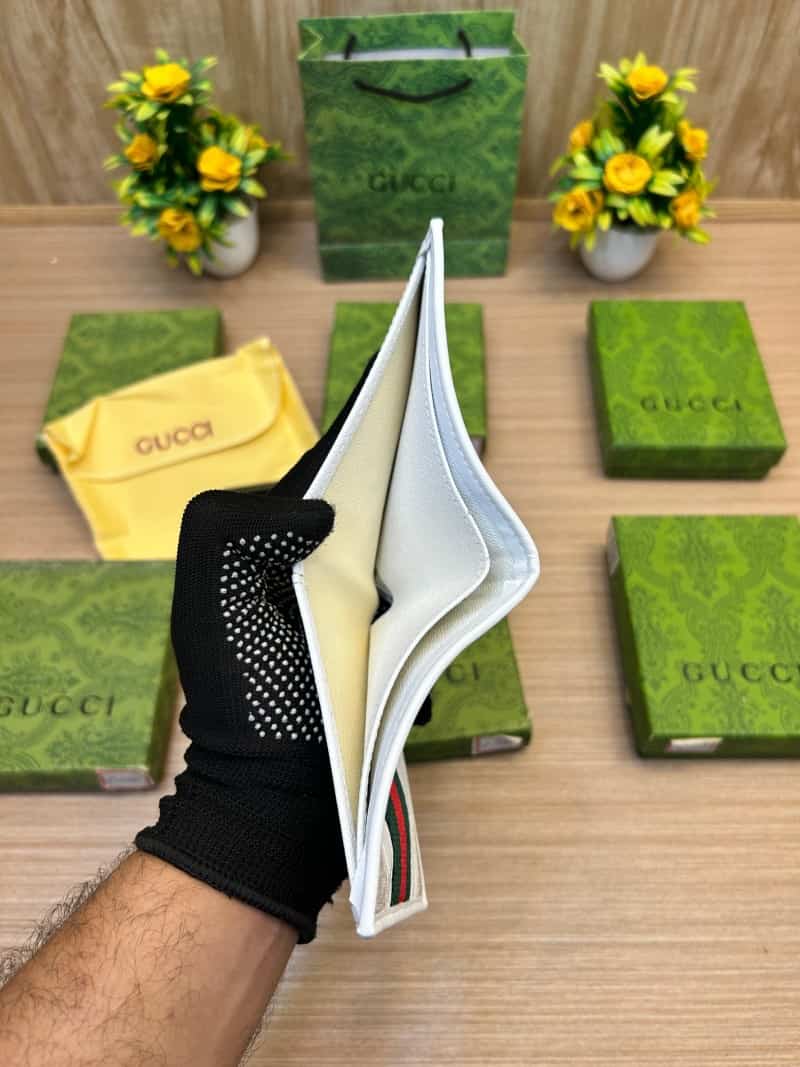 GUCCI_WALLET_V677