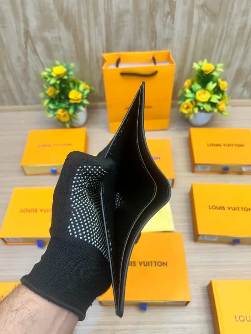 LOUIS_VUITTON_WALLET_V675