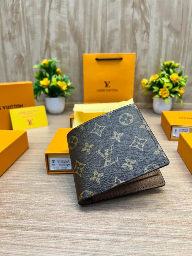 LOUIS_VUITTON_WALLET_V673