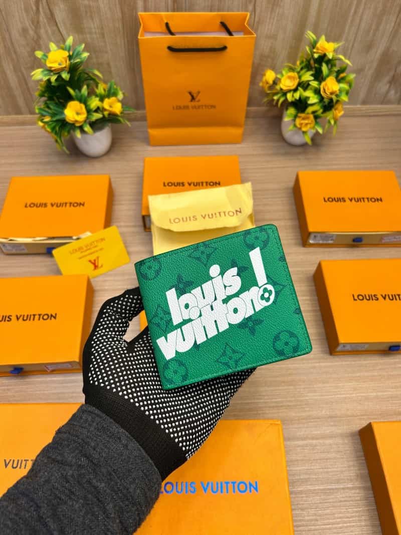 LOUIS_VUITTON_WALLET_V670