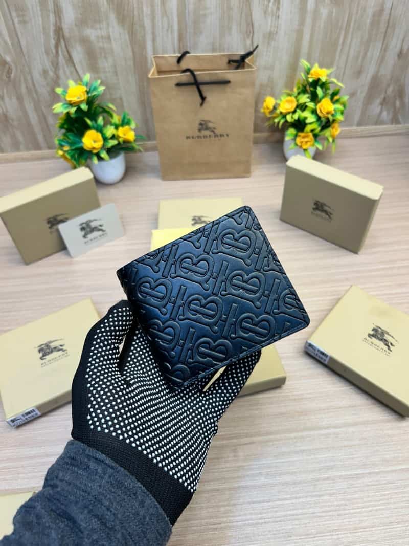 BURBERRY_WALLET_V667