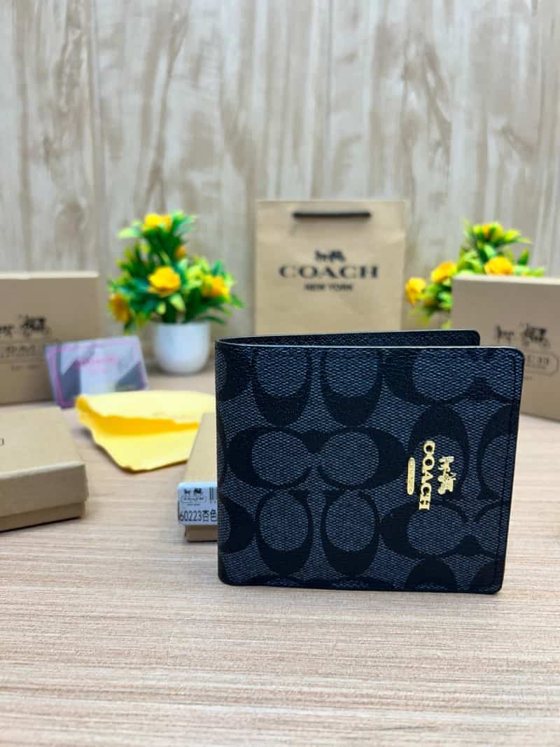 COACH_WALLET_V665