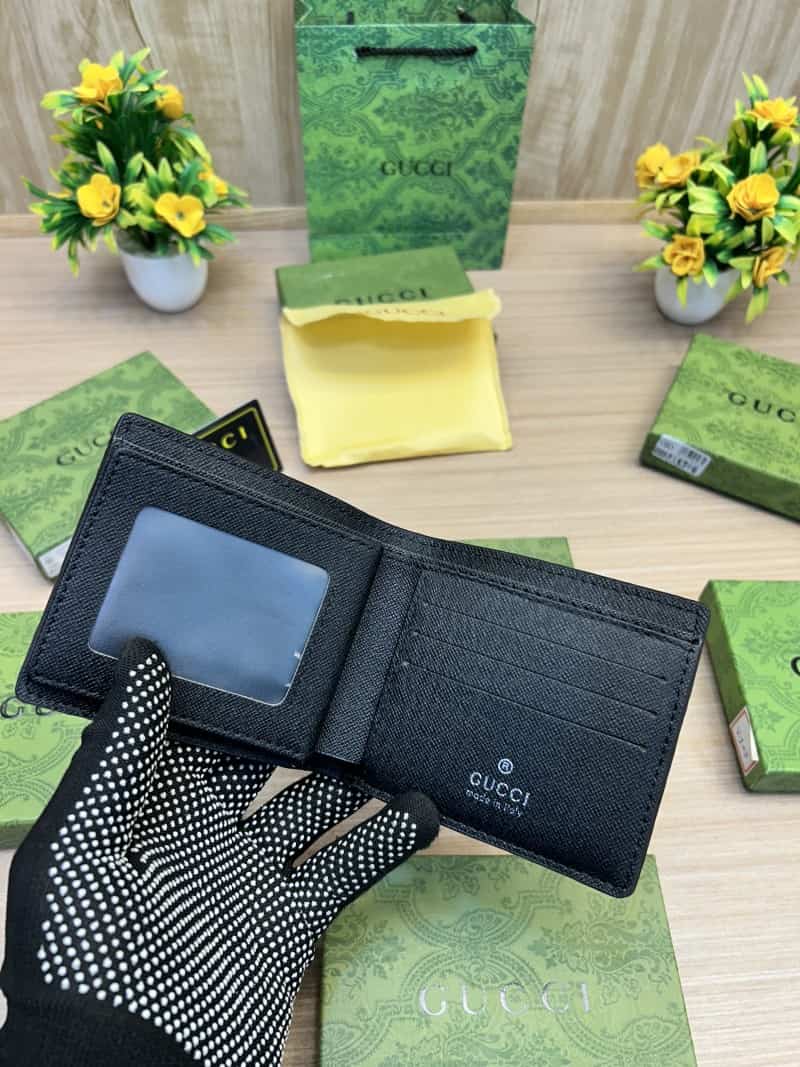 GUCCI_WALLET_V661