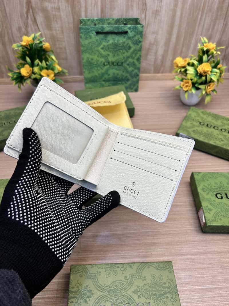GUCCI_WALLET_V659