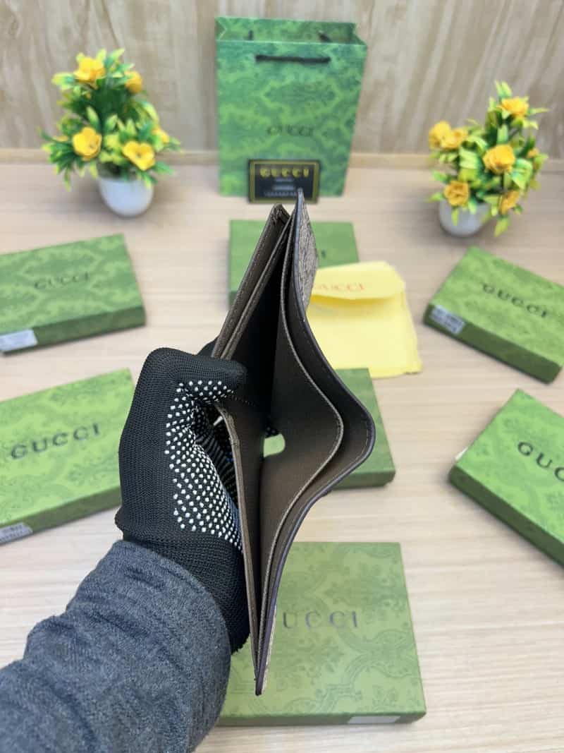 GUCCI_WALLET_V658