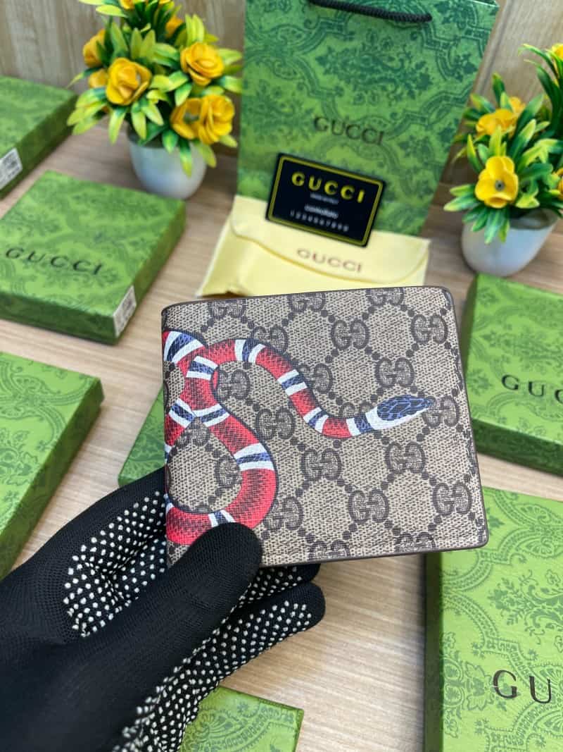 GUCCI_WALLET_V644
