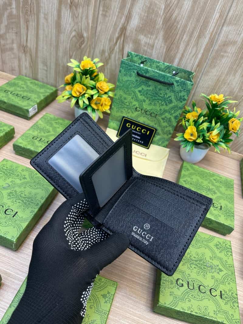 GUCCI_WALLET_V643