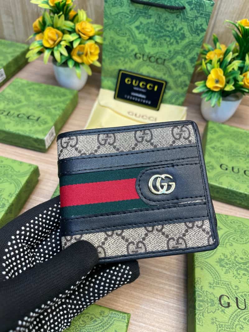 GUCCI_WALLET_V641