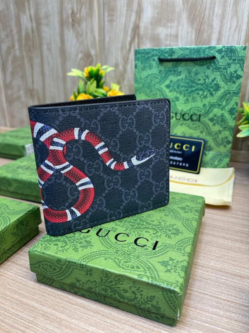 GUCCI_WALLET_V643