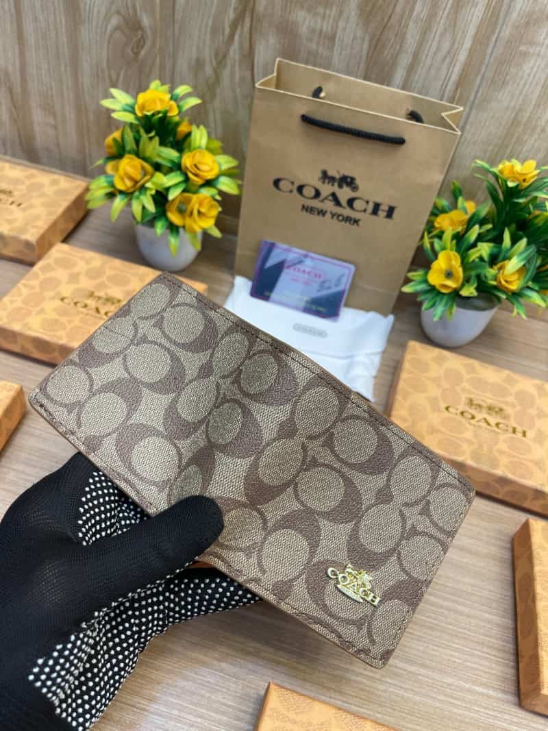 COACH_WALLET_V636