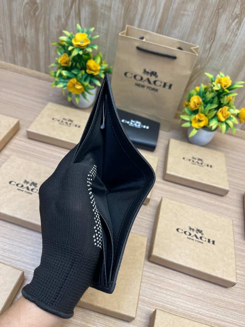 COACH_WALLET_V629