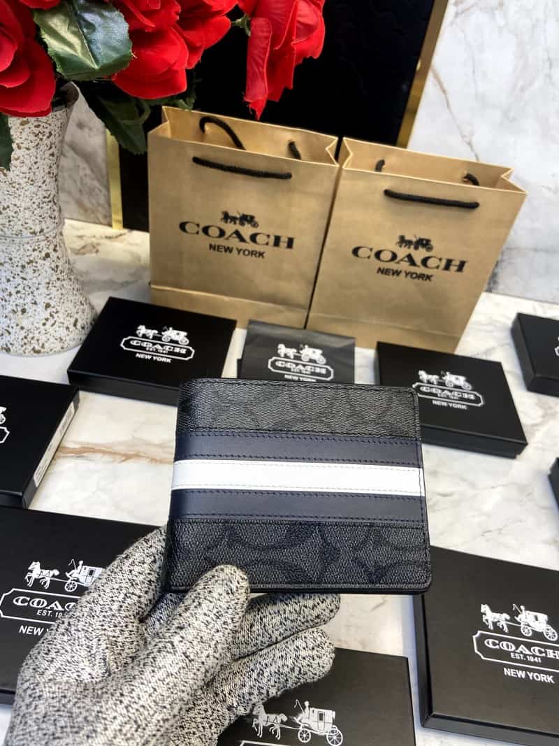 COACH_WALLET_V604
