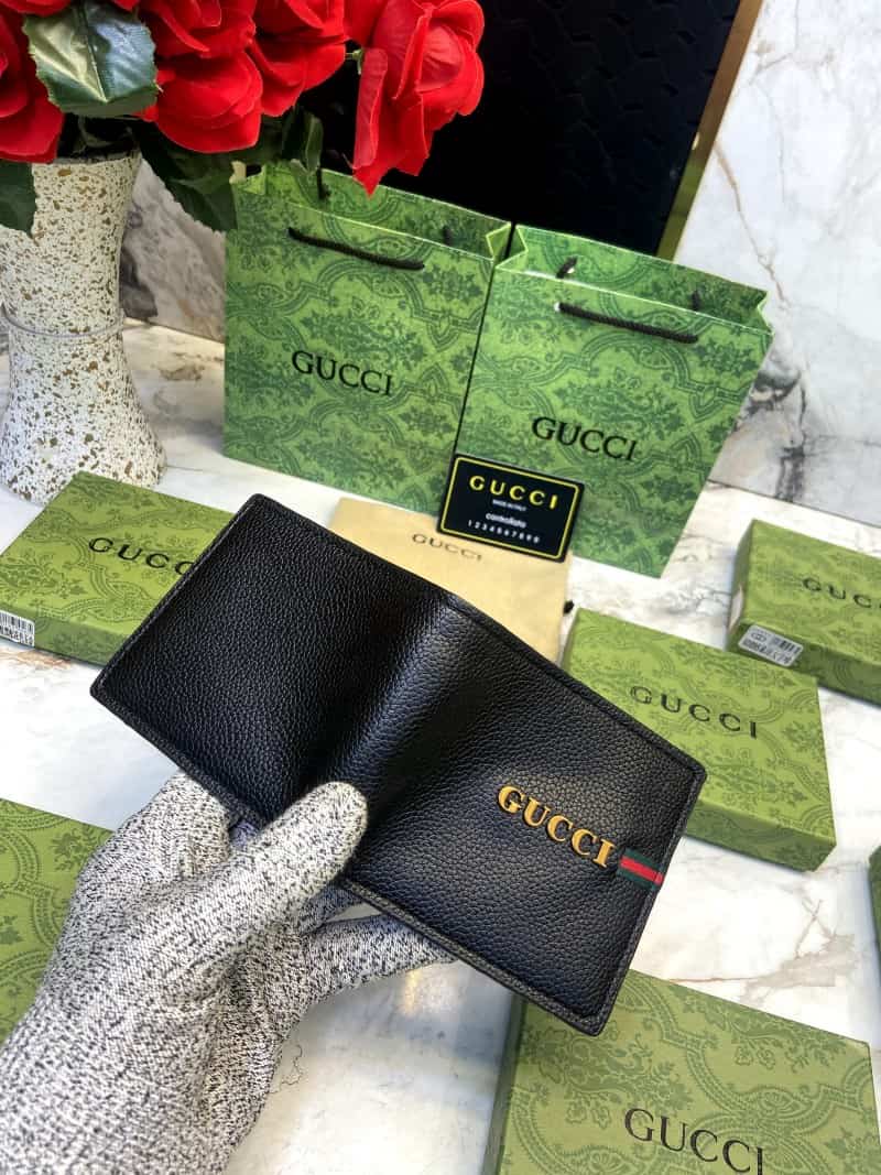 GUCCI_WALLET_V602