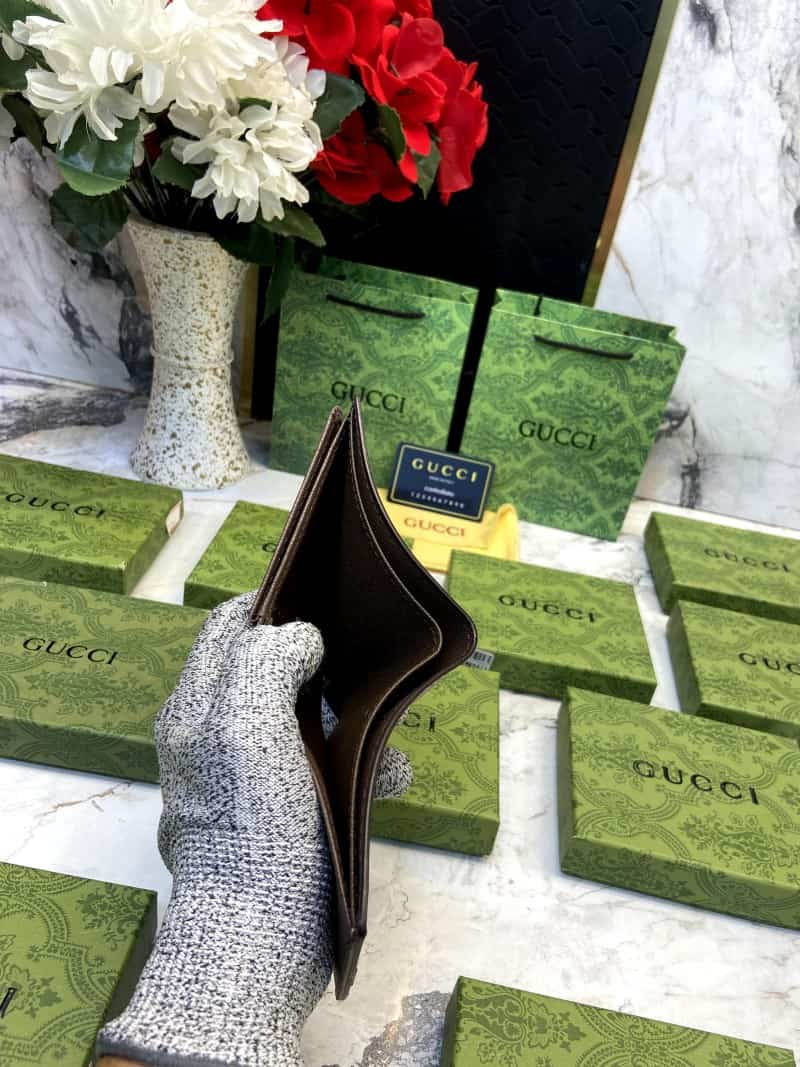GUCCI_WALLET_V595
