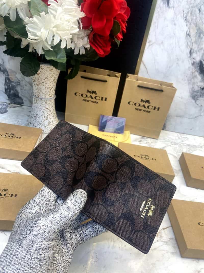 COACH_WALLET_V572